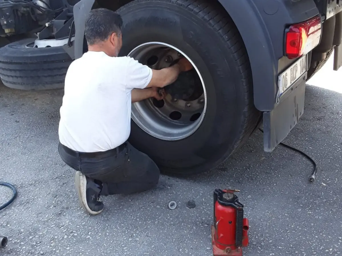 Çağlayancerit Oto Lastikçi